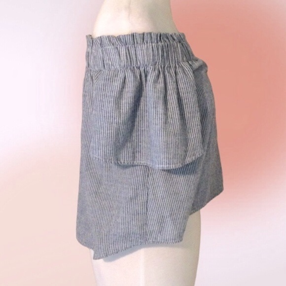 Lulu’s Off the Shoulder Gray‎ and White Railroad Stripe Crop Top S - Picture 6 of 11